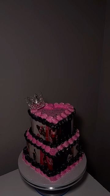 Custom Cakes